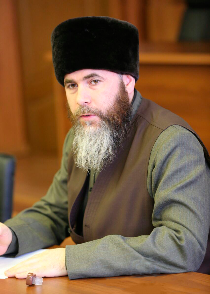 Салах хаджи межиев. Муфтий чеченской республики салах-хаджи межиев. Салах хаджи межиев. Салах митаевич межиев. Салах хаджи межиев.